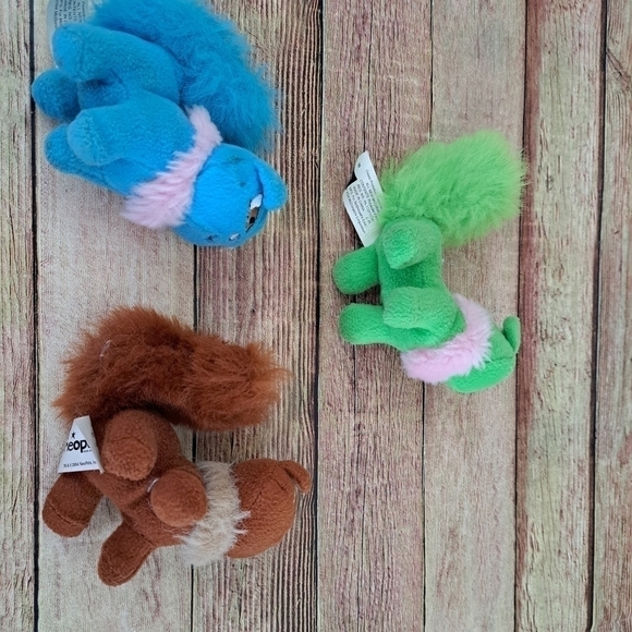 2004 Neopets Lot of 3 Collectible - Picture 11 of 12